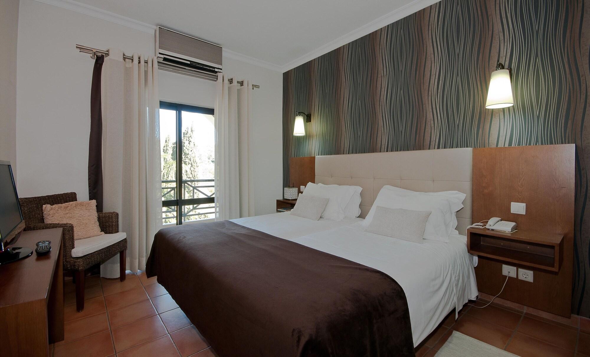 Hotel Parque Das Laranjeiras ヴィラモウラ エクステリア 写真