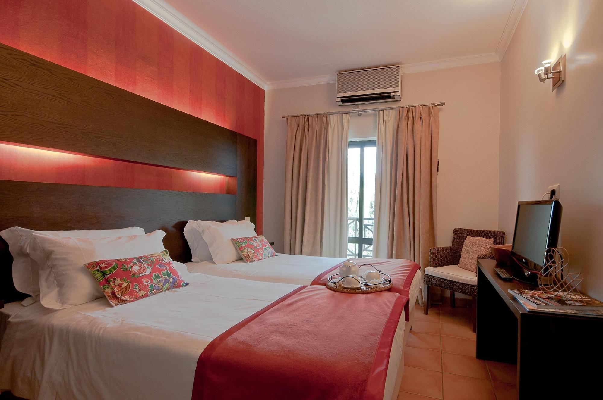 Hotel Parque Das Laranjeiras ヴィラモウラ エクステリア 写真