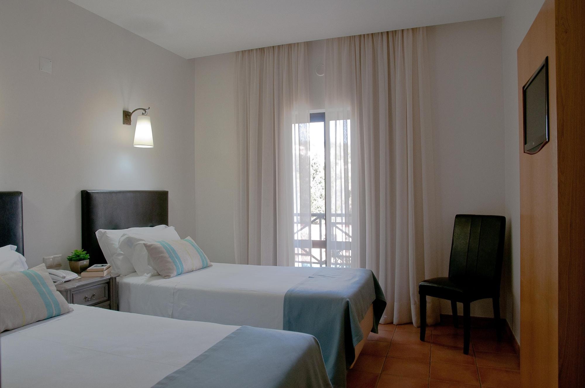 Hotel Parque Das Laranjeiras ヴィラモウラ エクステリア 写真