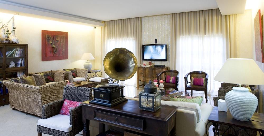 Hotel Parque Das Laranjeiras ヴィラモウラ エクステリア 写真