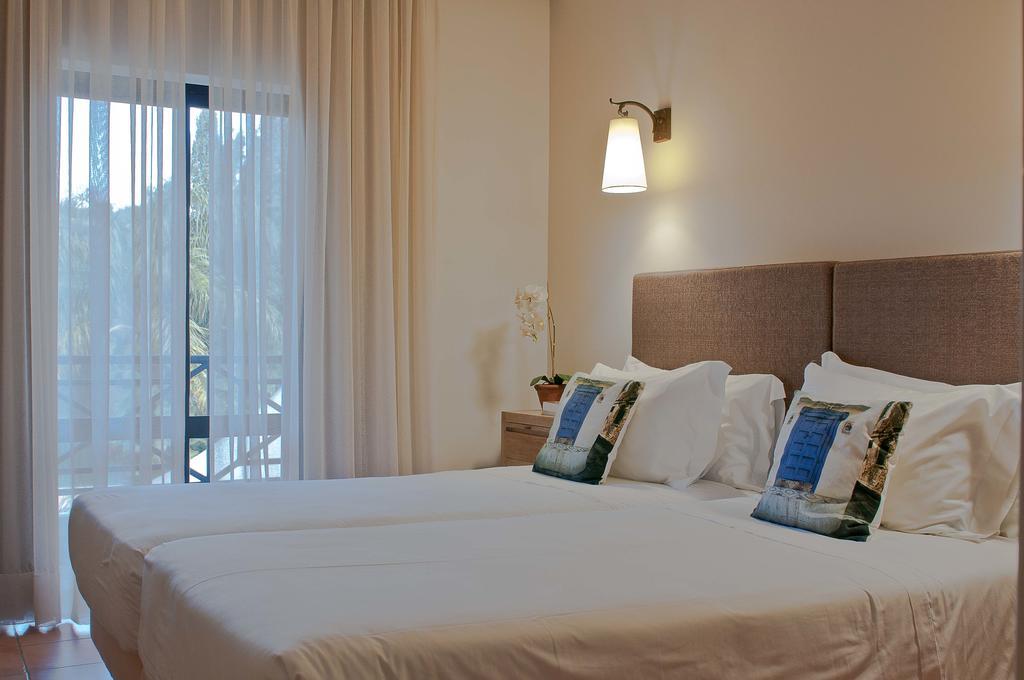Hotel Parque Das Laranjeiras ヴィラモウラ エクステリア 写真