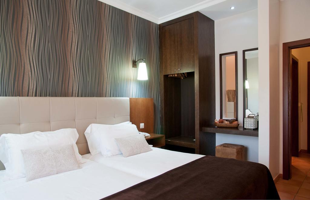 Hotel Parque Das Laranjeiras ヴィラモウラ エクステリア 写真