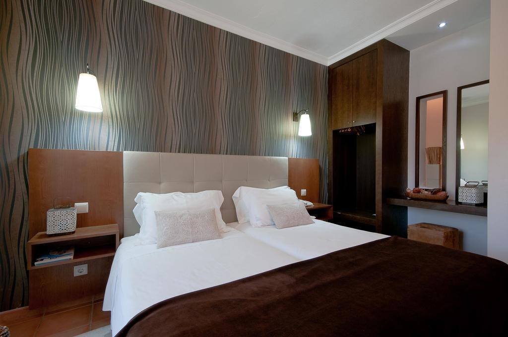 Hotel Parque Das Laranjeiras ヴィラモウラ エクステリア 写真